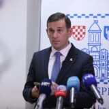 14.11.2024., Split - 34. sjednica Gradskog vijeca zapocela izvijescem gradonacelnika  i odgovorima na vijecnicka pitanja. Uoci pocetka sjednice HDZ-ovci dali izjavu za medije. Tomislav Suta. Photo: Ivo Cagalj/PIXSELL