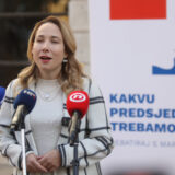 16.11.2024. Rijeka - Nezavisna kandidatkinja za predsjednicu Republike Hrvatske, Marija Selak Raspudic odrzala je konferenciju za medije na kojoj jepredstavila svoj program i viziju Hrvatske, s posebnim naglaskom na ovlasti Predsjednice Republike. Photo: Nel Pavletic/PIXSELL