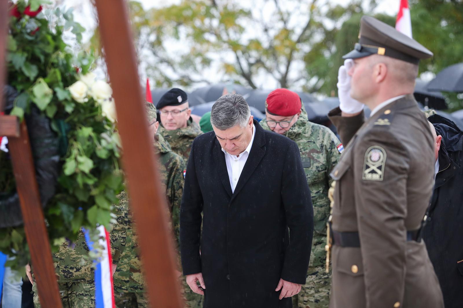 18.11.2024., Skabrnja - Predsjednik Zoran Milanovic na obiljezavanju 33. obljetnice stradanja Skabrnje, povodom obiljezavanja Dana sjecanja na zrtve Domovinskog rata i Dana sjecanja na zrtvu Vukovara i Skabrnje. Photo: Sime Zelic/PIXSELL