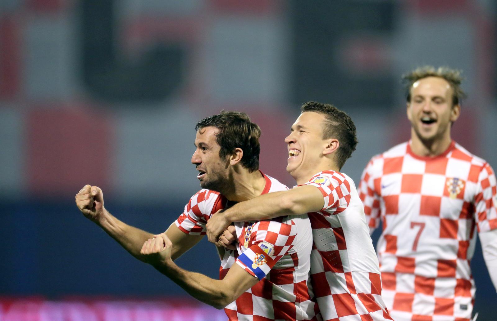 19.11.2013., stadion Maksimir, Zagreb - Dodatne kvalifikacije za SP 2014., Hrvatska - Island. Darijo Srna, Ivan Perisic."nPhoto: Slavko Midzor/PIXSELL