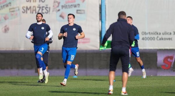 20.10.2024., Koprivnica- Gradski stadion Ivan Kusek Apas u Koprivnici. Slaven Belupo i Hajduk sastali su se u 10. kolu SuperSport HNL-a. Photo: Slavko Midzor/PIXSELL