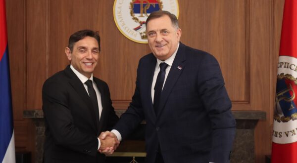 21, November, 2024, Banja Luka - Meeting of the President of the Republic of Srpska, Milorad Dodik, and the Deputy Prime Minister of the Republic of Serbia, Aleksandar Vulin. Aleksandar Vulin, Milorad Dodik. Photo: Borislav Zdrinja, Zipa Photo/ATAImages

21, novembar, 2024, Banja Luka - Sastanak predsednika Republike Srpske Milorada Dodika i potpredsednika Vlade Republike Srbije Aleksandra Vulina. Photo: Borislav Zdrinja, Zipa Photo/ATAImages Photo: Borislav Zdrinja/ATAImages/PIXSELL