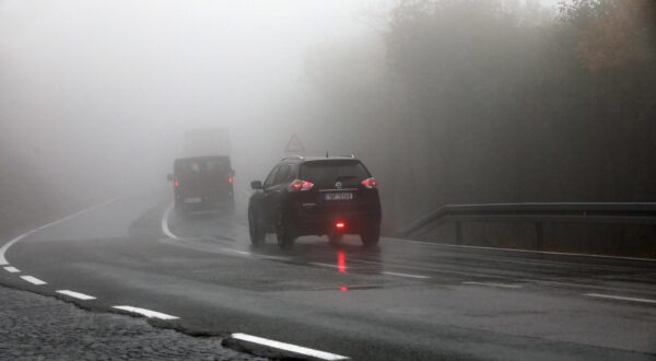 22.10.2021., Rijeka - Kisa i magla otezavaju promet na autocesti Rijeka-Zagreb i staroj cesti kroz Gorski kotar.
Photo: Goran Kovacic/PIXSELL Photo: Goran Kovacic/PIXSELL