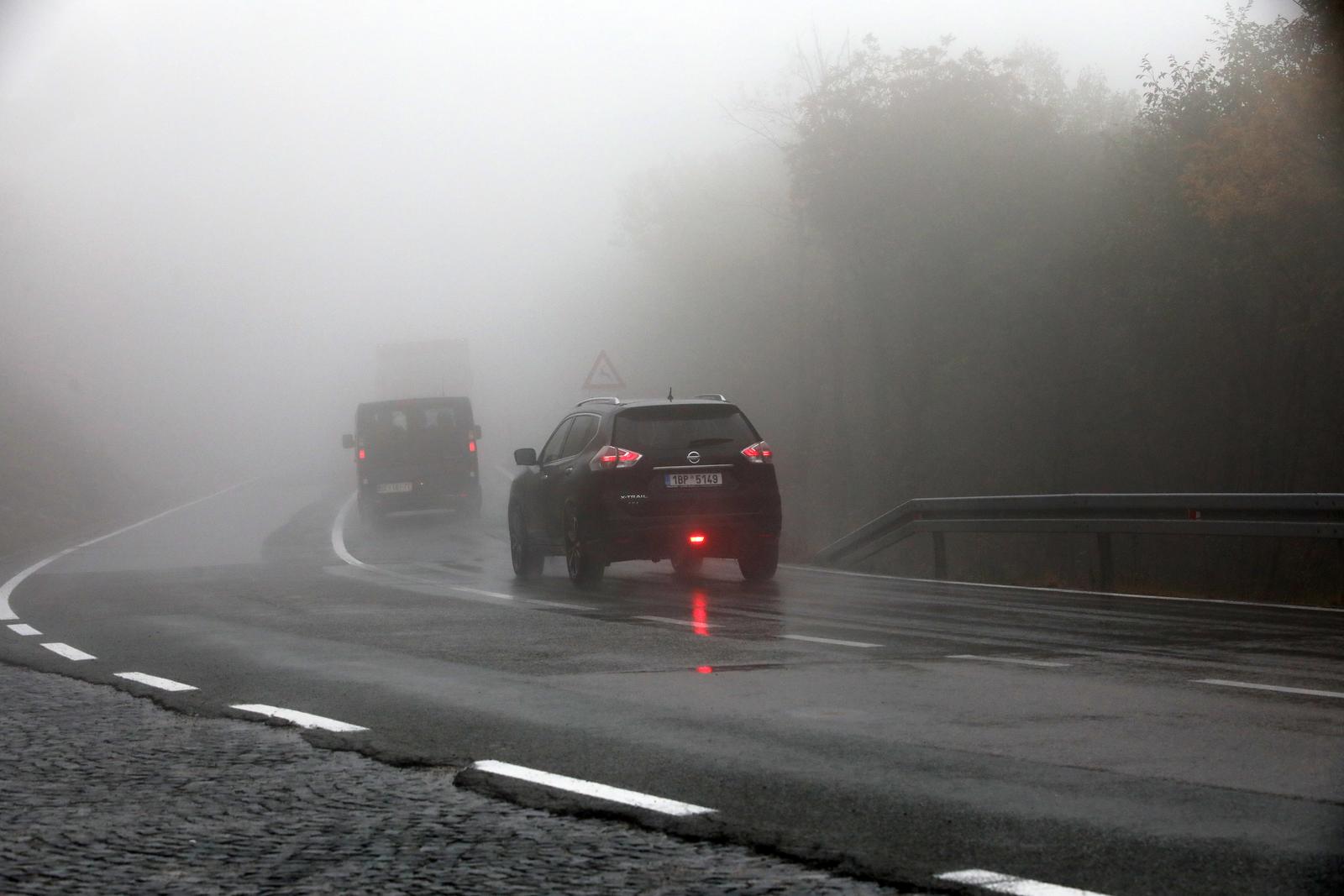 22.10.2021., Rijeka - Kisa i magla otezavaju promet na autocesti Rijeka-Zagreb i staroj cesti kroz Gorski kotar.
Photo: Goran Kovacic/PIXSELL Photo: Goran Kovacic/PIXSELL