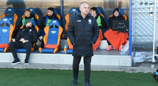 23.11.2024., stadion Varteks, Varazdin - SuperSport HNL, 14. kolo, NK Varazdin - NK Lokomotiva. trener Varazdina Nikola Safaric Photo: Damir Spehar/PIXSELL