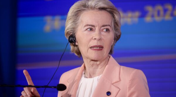 25.10.2024., Sarajevo, Bosna i Hercegovina - Predsjednica Europske komisije Ursula von der Leyen odrzala je konferenciju za medije zajedno sa predsjedavajucom Vijeca ministara BiH Borjanom Kristo. Photo: Armin Durgut/PIXSELL