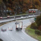 27.11.2024., Rijeka - Kisa usporava promet u Primorsko goranskoj zupaniji na autocestama A6 i A7. Photo: Goran Kovacic/PIXSELL