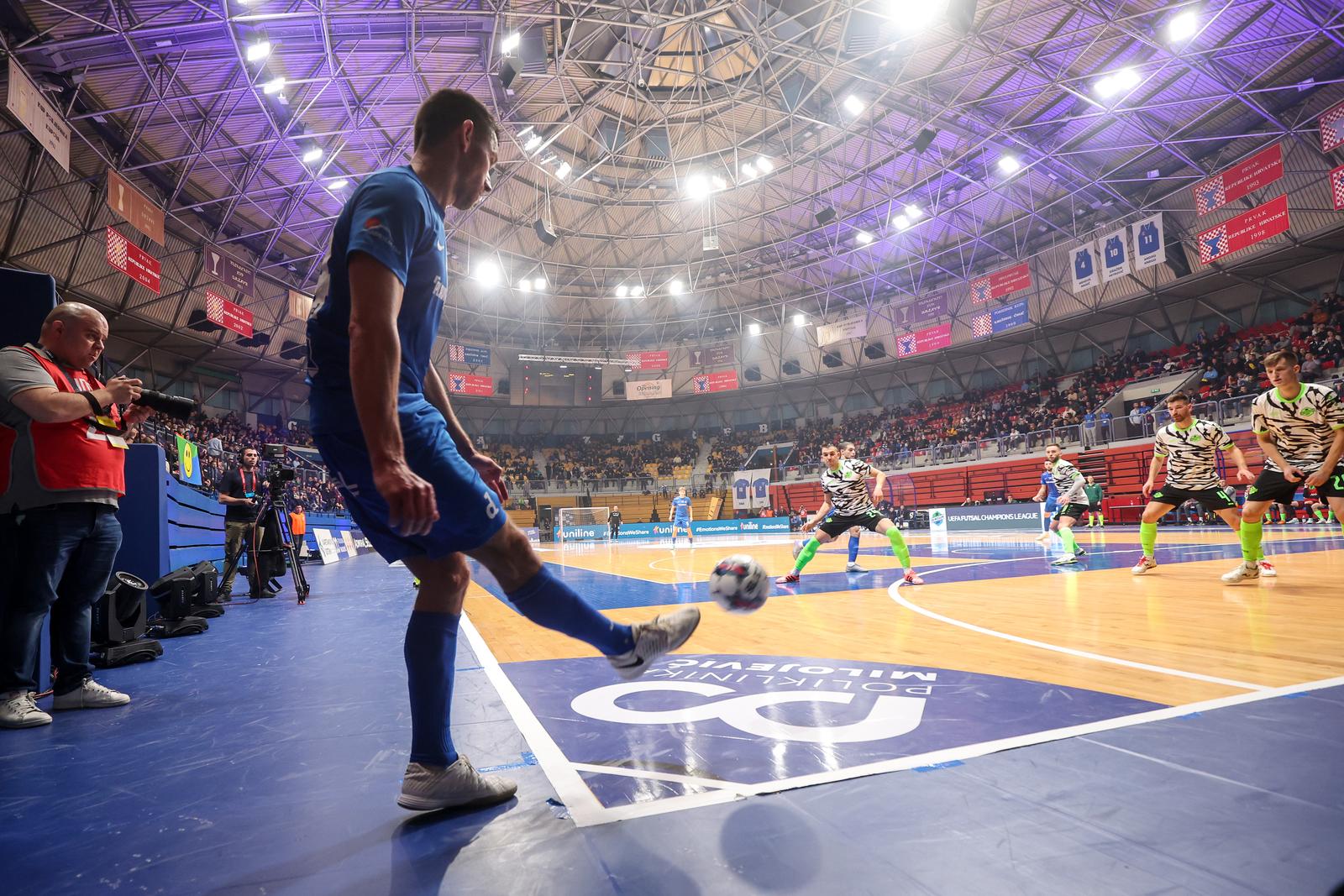 27.11.2024., KC Drazen Petrovic, Zagreb - Elitna runda UEFA Futsal Lige prvaka, skupina B, 1. kolo, MNK Olmissum - MNK Futsal Dinamo. Photo: Slavko Midzor/PIXSELL