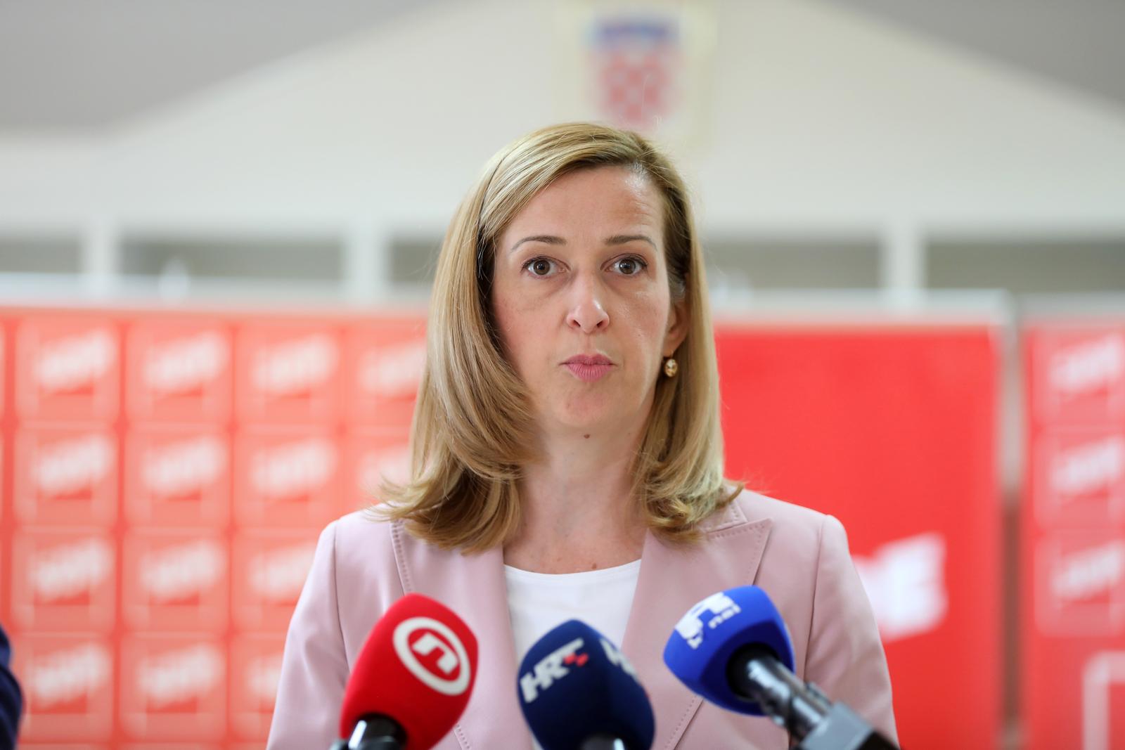 28.05.2024., Rijeka - Saborski zastupnici clanovi SDP-a Mirela Ahmetovic, Zeljko Jovanovic i Ivica Lukanovic odrzali su konferenciju za novinare. Photo: Goran Kovacic/PIXSELL