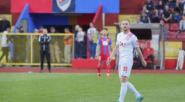 30.03.2024., Gradski stadion, Banja Luka (BiH) - U derbi utakmici 24. kola Wwin lige BiH nogometasi Zrinjski su danas na Gradskom stadionu u Banjaluci savladali ekipu Borca sa 2:1. Strijelci za Zrinjski su bili Tarik Ramis i Tomislav Kis, dok je za Borac pogodio Maks Juraj Celic. Photo: Dejan Rakita/PIXSELL/PIXSELL