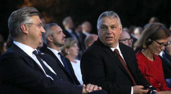 25.06.2021., Ljubljana, Slovenija - Svecanosti u povodu obiljezavanja Dana drzavnosti Republike Slovenije i preuzimanja slovenskog predsjedanja Vijecem Europske unije. Andrej Plenkovic, Viktor Orban.