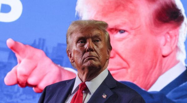 FILE PHOTO: Republican presidential nominee and former U.S. President Donald Trump attends his campaign rally at Van Andel Arena in Grand Rapids, Michigan, U.S., November 5, 2024. REUTERS/Brian Snyder/File Photo Photo: BRIAN SNYDER/REUTERS