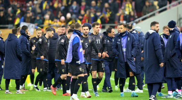 Soccer Football - Nations League - Group Stage - Romania v Kosovo - The National Arena, Bucharest, Romania - November 15, 2024 Kosovo's Lumbardh Dellova and teammates walk off the pitch before the end of the match Inquam Photos via REUTERS/George Calin ROMANIA OUT. NO COMMERCIAL OR EDITORIAL SALES IN ROMANIA. THIS IMAGE HAS BEEN SUPPLIED BY A THIRD PARTY. Photo: GEORGE CALIN/REUTERS