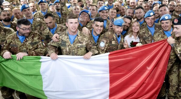 Meloni s talijanskim pripadnicima UNIFIL-a