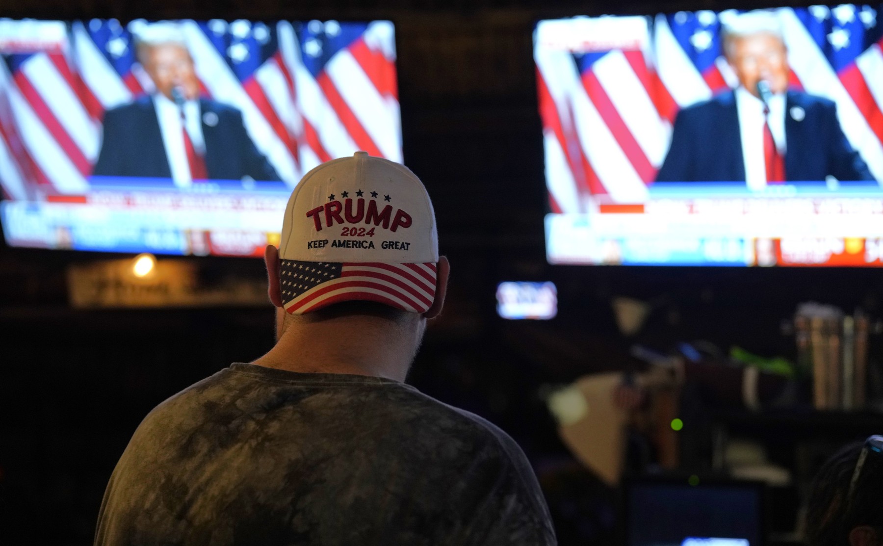 FORT LAUDERDALE, Nov. 6, 2024  -- A supporter of the Republican Party attends an election watch party in Fort Lauderdale, Florida, the United States, Nov. 6, 2024. Republican candidate Donald Trump declared victory early Wednesday in the 2024 U.S. presidential election, as Fox News projected that he would win 277 Electoral College votes.,Image: 931037449, License: Rights-managed, Restrictions: , Model Release: no, Credit line: Wu Xiaoling / Xinhua News / Profimedia