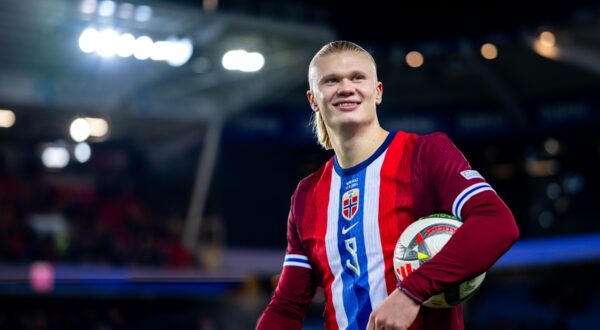 241117 Erling Braut Haaland of Norway celebrates after the Nations League football match between Norway and Kazakhstan on November 17, 2024 in Oslo. 
Photo: Vegard Grřtt / BILDBYRĹN / kod VG / VG0696
bbeng fotboll football soccer fotball nations league landskamp norge norway kasakhstan kazakhstan jubel,Image: 935638840, License: Rights-managed, Restrictions: *** World Rights Except Austria, Denmark, Finland, Norway, and  Sweden *** AUTOUT DNKOUT FINOUT NOROUT SWEOUT, Model Release: no, Credit line: Bildbyran / ddp USA / Profimedia