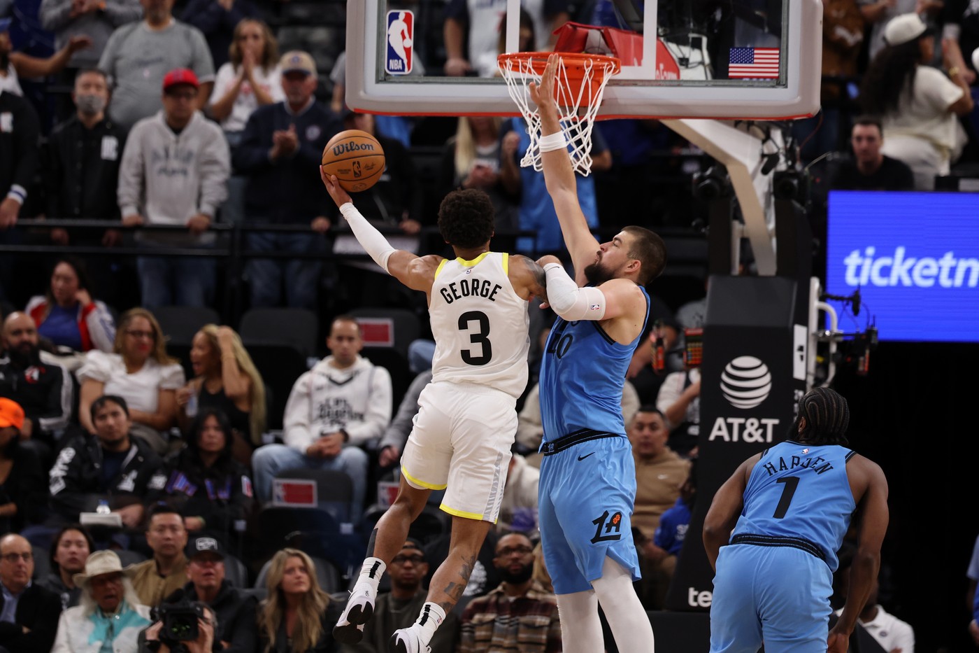 Nov 17, 2024; Inglewood, California, USA;  Utah Jazz guard Keyonte George (3) shoots the ball around Los Angeles Clippers center Ivica Zubac (40) during the fourth quarter at Intuit Dome.,Image: 935782674, License: Rights-managed, Restrictions: *** Worldwide Rights Except Baltics, China, Denmark, Finland, Germany, Hong Kong, Japan, Macau, Norway, Poland, South Korea, Sweden, and Taiwan *** No sales outside your territory. No 3rd parties. No redistribution ***, Model Release: no, Credit line: Imagn Images / ddp USA / Profimedia