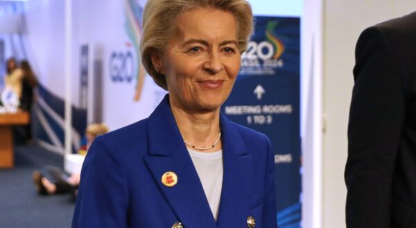 Rio de Janeiro, Brasilien, 18.11.2024: Museu de Arte Moderna do Rio de Janeiro: G20-Gipfel: Ursula von der Leyen, EU-Kommissionspräsidentin *** Rio de Janeiro, Brazil, 18 11 2024 Museu de Arte Moderna do Rio de Janeiro G20 Summit Ursula von der Leyen, EU Commission President Copyright: xdtsxNachrichtenagenturx dts_51959,Image: 936105812, License: Rights-managed, Restrictions: imago is entitled to issue a simple usage license at the time of provision. Personality and trademark rights as well as copyright laws regarding art-works shown must be observed. Commercial use at your own risk., Model Release: no, Credit line: dts Nachrichtenagentur / imago stock&people / Profimedia