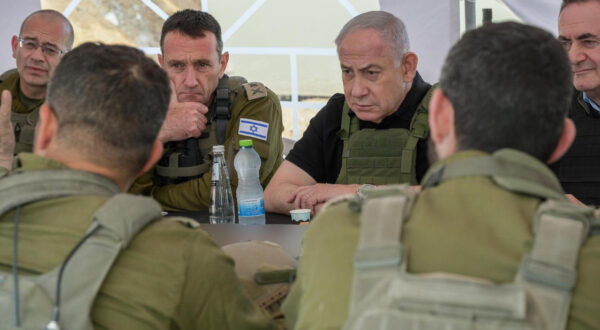 November 19, 2024, Netzarim Corridor, Gaza Strip: Israeli Prime Minister BENJAMIN NETANYAHU (2nd R) visits the Netzarim Corridor in the Gaza Strip with Defense Minister ISRAEL KATZ (R), IDF Chief of Staff Lt. Gen. HERZI HALEVI (2nd L) and ISA Director Bar. The Prime Minister and the Defense Minister were briefed by 99th Division Commander and the Head of Southern Command at an observation point in the corridor.,Image: 936476069, License: Rights-managed, Restrictions: , Model Release: no, Credit line: Maayan Toaf/Israel Gpo / Zuma Press / Profimedia