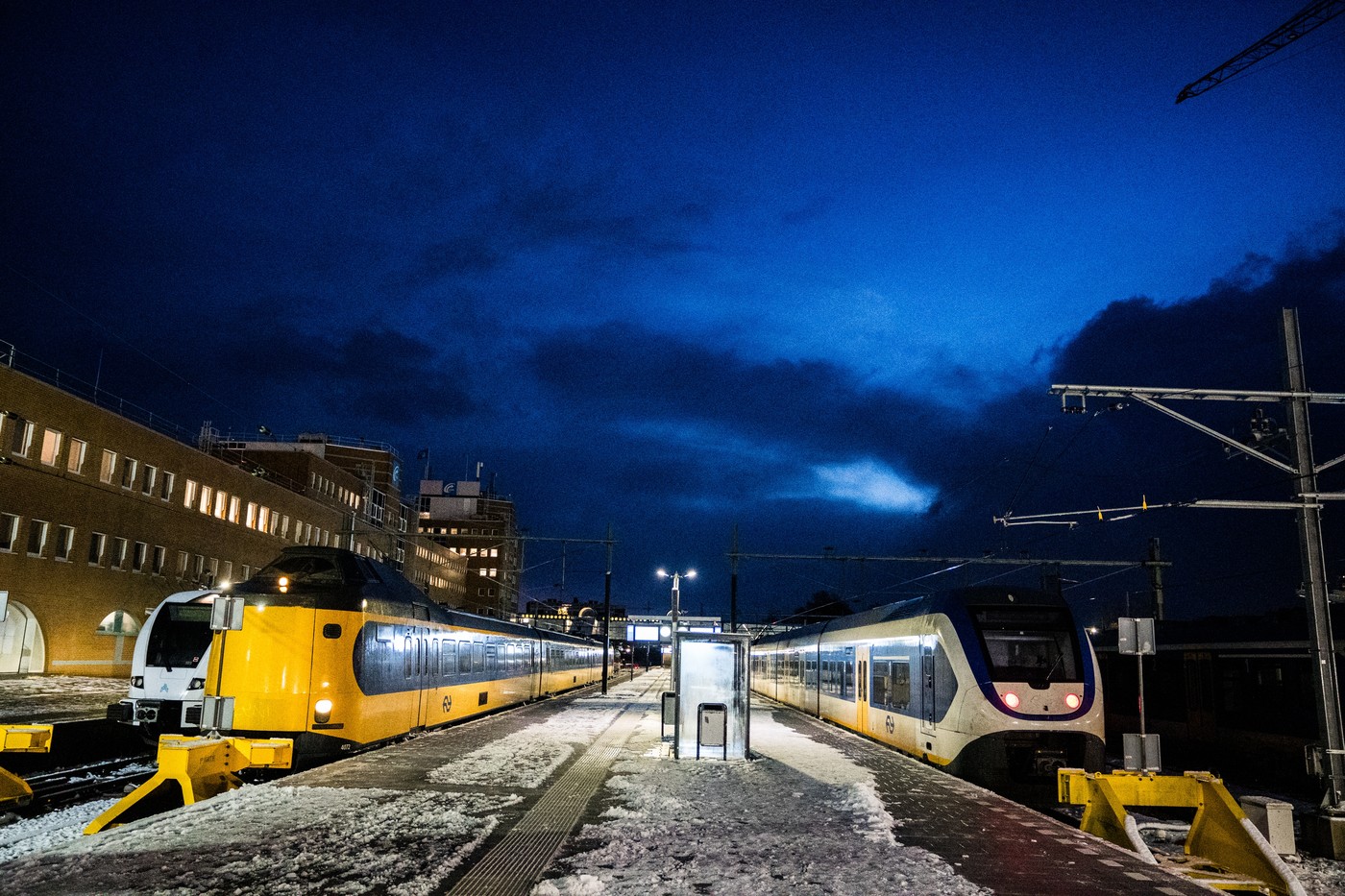 GRONINGEN - Groningen station during a strike by ProRail employees. The strike at traffic control stations temporarily shut down the route between Zwolle, Groningen and Arnhem. The reason for the action is the stagnation of collective bargaining talks ANP SIESE VEENSTRA netherlands out - belgium out,Image: 937427722, License: Rights-managed, Restrictions: *** World Rights Except Belgium, France, Germany, The Netherlands, and The UK *** BELOUT DEUOUT FRAOUT GBROUT NDLOUT, Model Release: no, Credit line: ANP / ddp USA / Profimedia