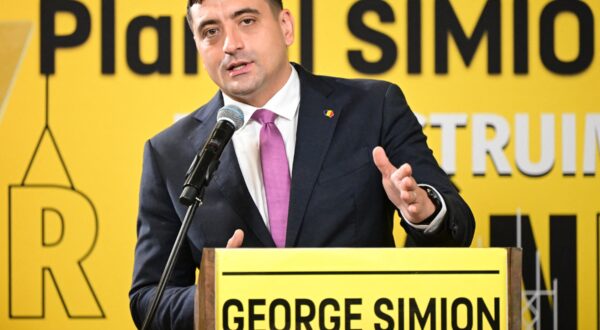 Presidential candidate and leader of the far-right Alliance for the Unity of Romanians AUR party, George Simion, addresses a press conference at his party's headquarters in Bucharest on November 20, 2024, ahead of the country's presidential election.   A declared fan of US president elect Donald Trump, Simion, 38, hopes to get a boost from Trump’s win. After surprisingly entering the Romanian Parliament four years ago, with almost 10% of the votes cast in its favour, AUR is expected to double that percentage in the parliamentary elections organised a week after the first round of the presidential ballot. According to analysts, the percentage could even be higher if its leader George Simion manages to get in the second round of the presidential elections. Current polls place him at 19,1%, right behind front runner Marcel Ciolacu, credited with 25,3%.,Image: 937474601, License: Rights-managed, Restrictions: , Model Release: no, Credit line: Daniel MIHAILESCU / AFP / Profimedia