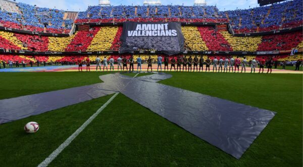 Spainish La Liga EA Sports soccer match Valencia vs Betis at Mestalla stadium in Valencia, Spain 23 November 2024 900/CordonxPress LOF - Valencia vs Betis,Image: 937901513, License: Rights-managed, Restrictions: PUBLICATIONxNOTxINxFRAxESP, Model Release: no, Credit line: 900/Cordon Press / imago sportfotodienst / Profimedia