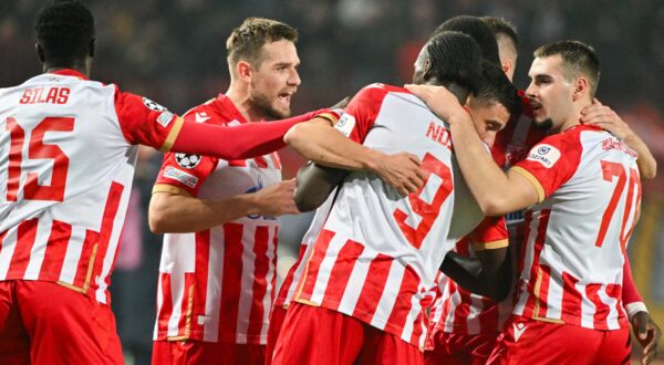 Crvena Zvezda Beograd's Bosnian midfielder #06 Rade Krunic (C) celebrates with teammates after scoring his team's second goal during the UEFA Champions League football match between Crvena Zvezda and Stuttgart at the Rajko Mitic Stadium in Belgrade on November 27, 2024.,Image: 940119084, License: Rights-managed, Restrictions: , Model Release: no, Credit line: OLIVER BUNIC / AFP / Profimedia