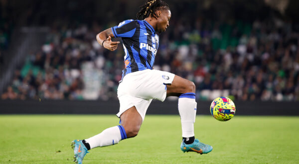 Real Betis v Atalanta, International football friendly, Seville, Spain Seville, Spain. 23rd, December 2022. Brandon Soppy 93 of Atalanta seen during the football friendly between Real Betis and Atalanta at the Estadio Benito Villamarin in Seville. Seville Andalucia Spain Estadio Benito Villamarin PUBLICATIONxNOTxINxDENxNORxFIN Copyright: xGonzalesxPhoto/JesusxRuizxMedinax