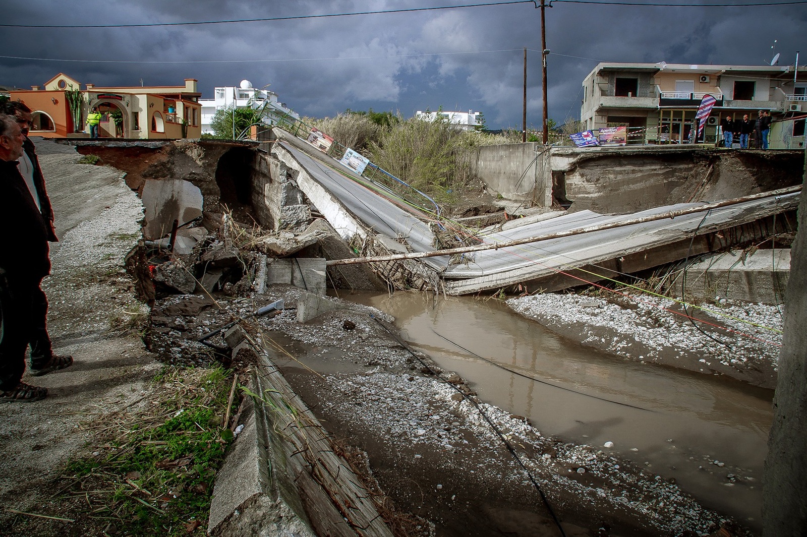 This photograph shows a collapsed bridge in Rhodes island after heavy rainfall, on Decembber 1, 2024. Two people have died on the Greek island of Limnos in the Aegean Sea, in bad weather that is affecting large parts of the country and has caused extensive damage on the island of Rhodes, according to the authorities on Sunday.,Image: 941557319, License: Rights-managed, Restrictions: Greece OUT, Model Release: no, Credit line: STRINGER / AFP / Profimedia