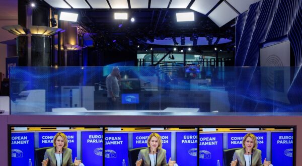 epa11715850 High Representative for Foreign Affairs and Security Policy and Vice-President of the European Commission-designate Kaja Kallas is seen os screens as she attends her confirmation hearing before the European Parliament committees in Brussels, Belgium, 12 November 2024.  EPA/OLIVIER MATTHYS