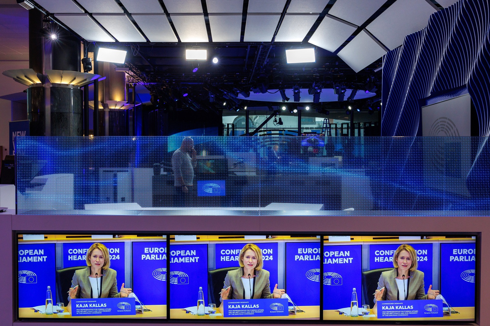 epa11715850 High Representative for Foreign Affairs and Security Policy and Vice-President of the European Commission-designate Kaja Kallas is seen os screens as she attends her confirmation hearing before the European Parliament committees in Brussels, Belgium, 12 November 2024.  EPA/OLIVIER MATTHYS