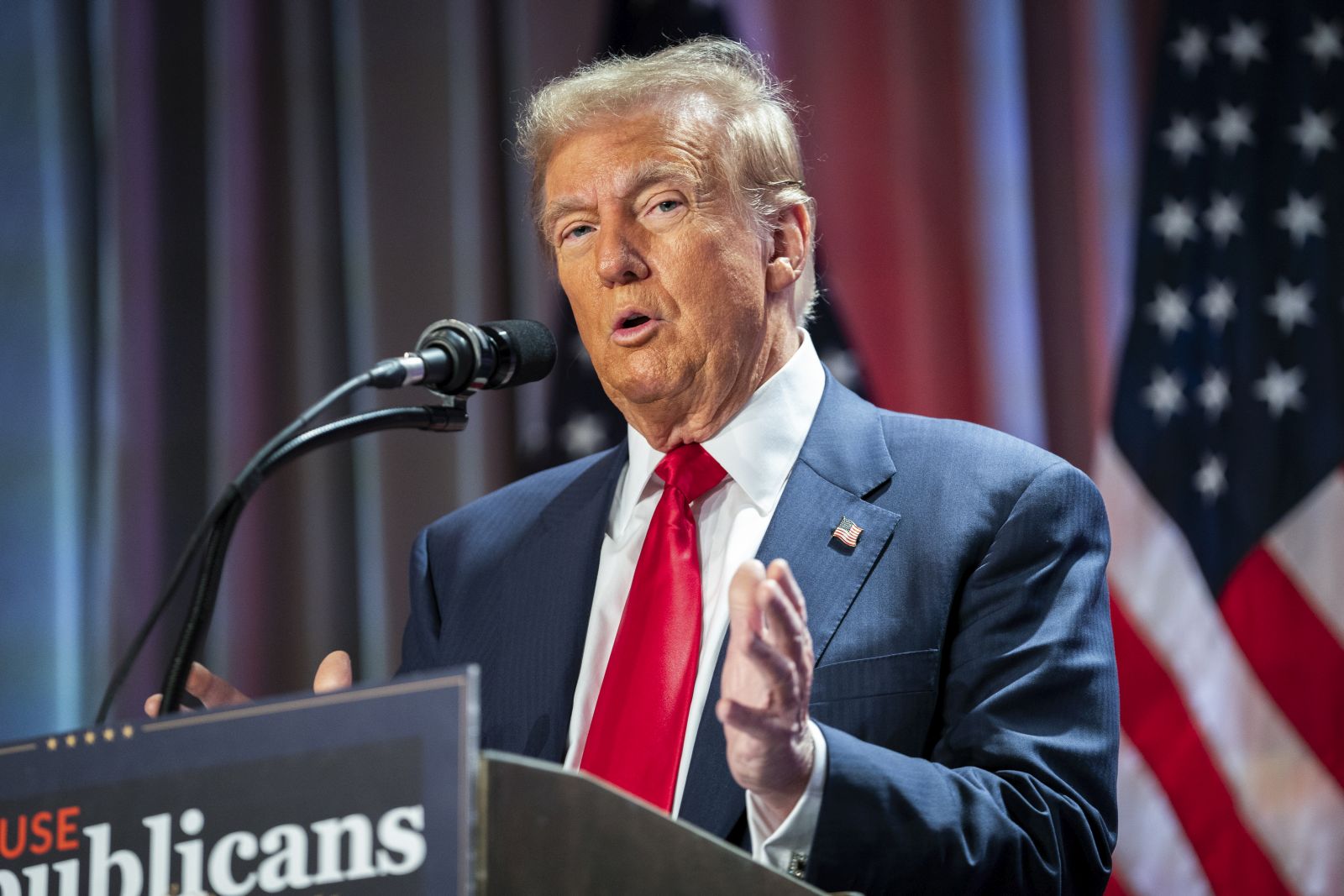 epa11718825 US President-elect Donald Trump speaks during a meeting with House Republicans at the Hyatt Regency hotel in Washington, DC, USA, 13 November 2024.  EPA/ALLISON ROBBERT / POOL