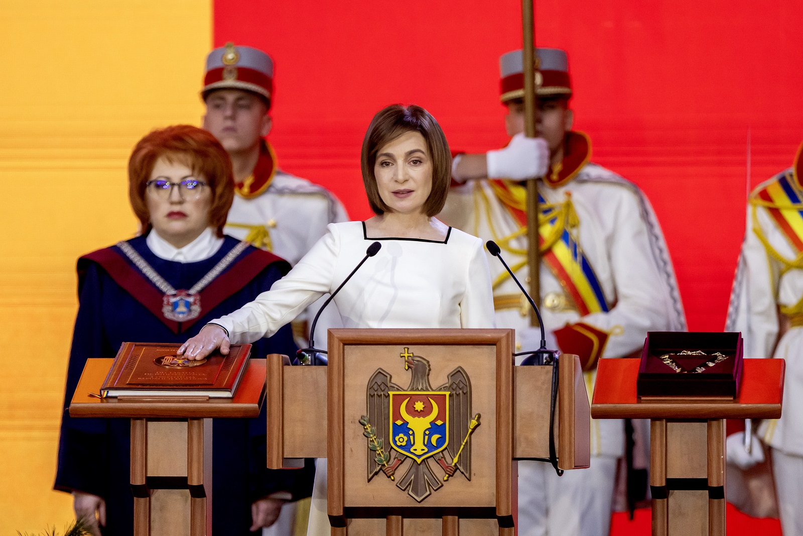 epa11792018 Moldovan President Maia Sandu takes the oath on the Moldova's Constitution during her inauguration ceremony at the Republican Palace in Chisinau, Moldova, 24 December 2024. Sandu took the oath of office for a second term after winning the runoff of the presidential elections held in Moldova on 03 November.  EPA/DUMITRU DORU