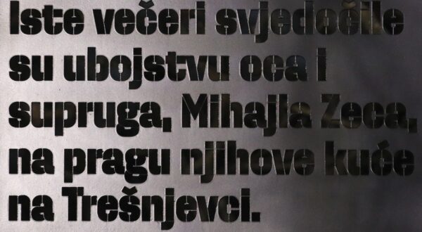 Zagreb, 07.12.2024. - Na Sljemenu kod Adolfovca održana je komemoracija za Aleksandru Zec povodom trideset i treće godišnjice ubojstva Aleksandre, Marije i Mihajla Zeca. Na fotografiji spomen-ploča za obitelj Zec.
foto HINA/ Lana SLIVAR DOMINIĆ/ lsd