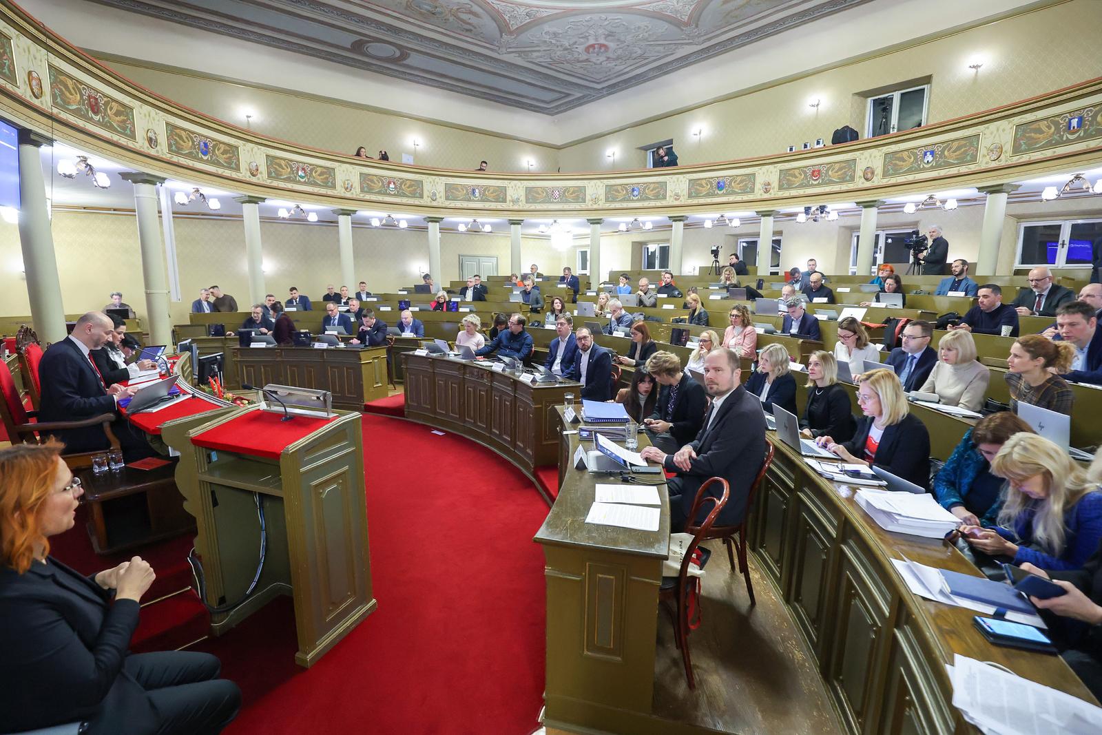 05.12.2024., Zagreb - Stara gradska vijecnica, dvorana A. 39. sjednica Gradske skupstine Grada Zagreba. Prva tocka dnevnog reda: prijedlog odluke o izmjenama i dopunama Proracuna Grada Zagreba za 2024. i projekcije za 2025. i 2026. godinu. Photo: Sanjin Strukic/PIXSELL