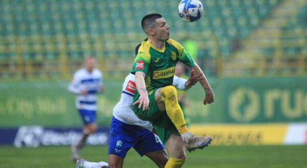 10.02.2024., stadion Aldo Drosina, Pula - SuperSport HNL, 22. kolo, NK Istra 1961 - NK Osijek. Ante Erceg Photo: Luka Batelic/PIXSELL