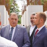 11.04.2024., centar grada, Banjaluka (BiH) - Zvanicnici Republike Srpske, predstavnici grada Banjaluka i borackih organizacija prisustvovali su ceremoniji u okviru koje su obisli lokaciju na kojoj se gradi centralno spomen-obiljezje poginulim borcima Vojske RS u proteklom ratu u BiH. Delegacije su predvodili Milorad Dodik, predsjednik RS, Nenad Stevandic, predsjednik Narodne skupstine RS, Radovan Viskovic, premijer RS, i Drasko Stanivukovic, gradonacelnik Banjaluke.
Photo: Dejan Rakita/Pixsell Photo: Dejan Rakita/PIXSELL