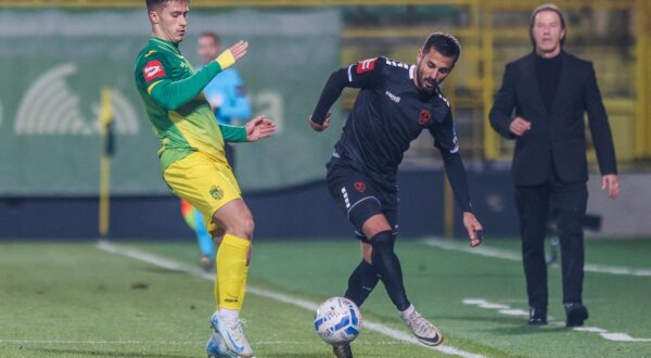 14.12.2024., stadion Aldo Drosina, Pula - SuperSport HNL, 17. kolo, NK Istra 1961 - HNK Sibenik. Mateo Lisica, Sime Grzan Photo: Srecko Niketic/PIXSELL