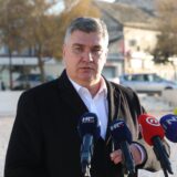 16.12.2024., Primosten - Predsjednik Republike Hrvatske Zoran Milanovic na proputovanju Dalmacijom svratio u Primosten. Docekao ga je gradonacelnik Stipe Petrina. Photo: Dusko Jaramaz/PIXSELL