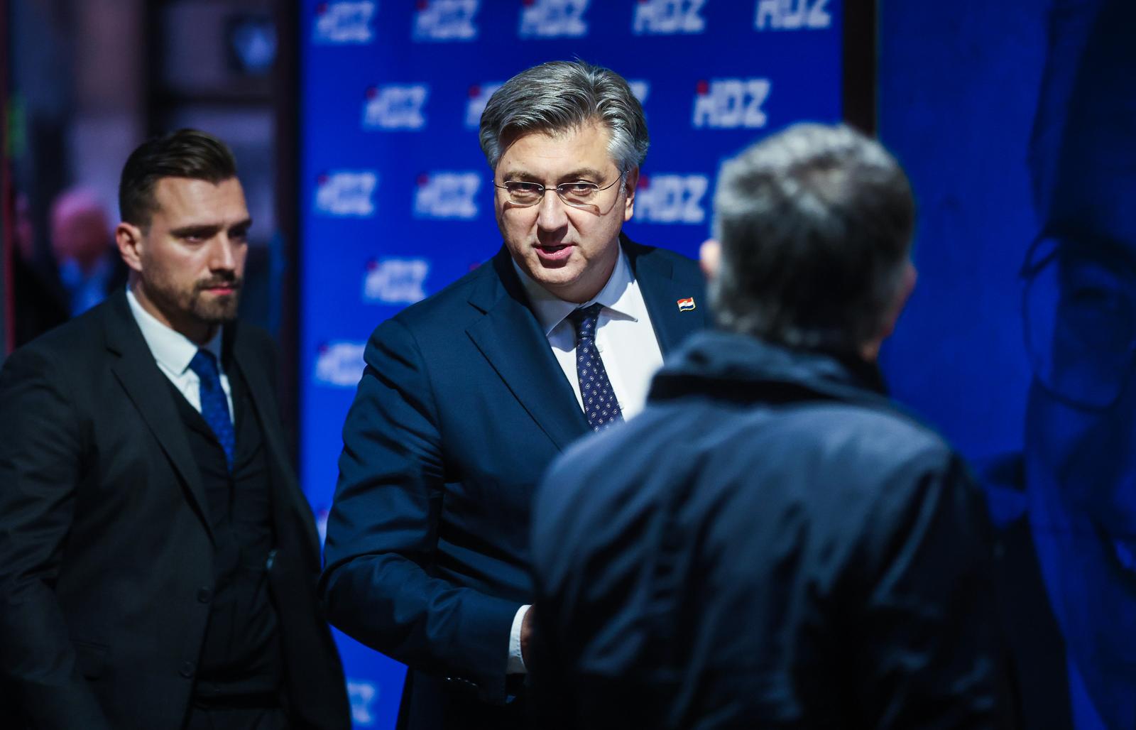 16.12.2024.., Zagreb - Dolazak clanova HDZ-a na sjednicu predsjednistva. Premijer Andrej Plenkovic. Photo: Slavko Midzor/PIXSELL