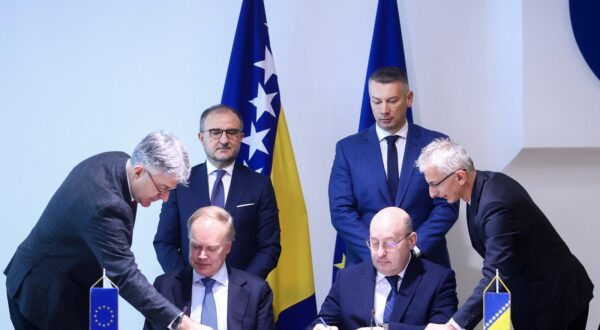 18.12.2024., Sarajevo, Bosna i Hercegovina - U Zgradi Parlementarne skupstine BiH parafiran je Sporazum izmedju BiH i EU o operativnim aktivnostima koje provodi Europska agencija za granicnu i obalsku strazu (FRONTEX). Photo: Armin Durgut/PIXSELL