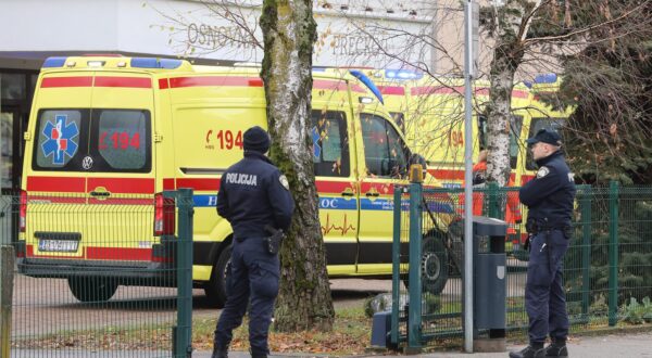 20.12.2024.Zagreb - U OS Precko zasad nepoznati napadac nozem je ozlijedio jednu uciteljicu, a ozljede su zadobili i ucenici. Photo: Robert Anic/PIXSELL