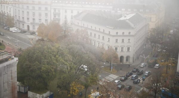 21.11.2024.  Zagreb - Maglovito jutro iznad grada  Photo: Emica Elvedji/PIXSELL