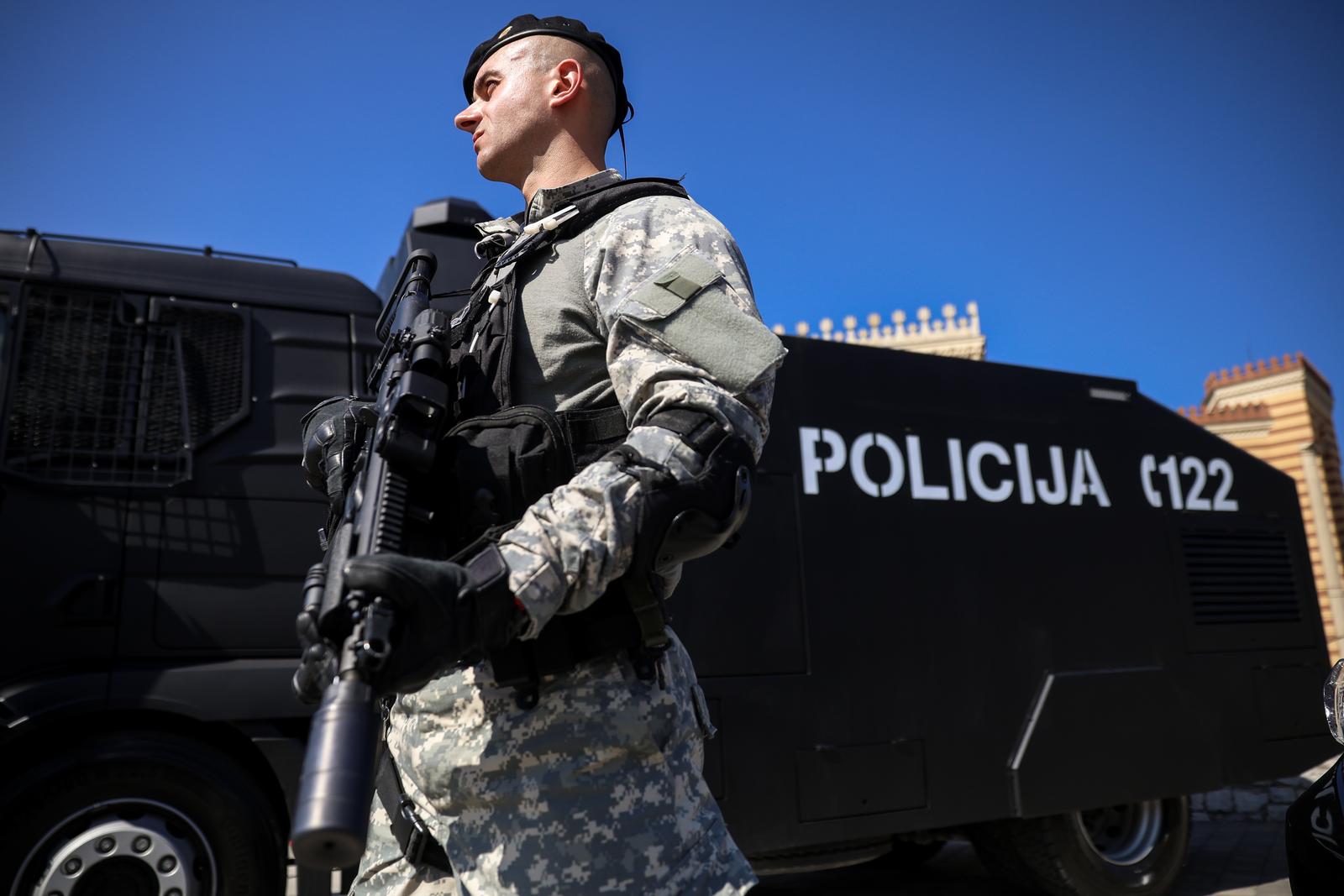 23.09.2024., Sarajevo, Bosna i Hercegovina - Ministarstvo unutrasnjih poslova Kantona Sarajevo prezentiralo je nova vozila za specijalne namjene. Photo: Armin Durgut/PIXSELL