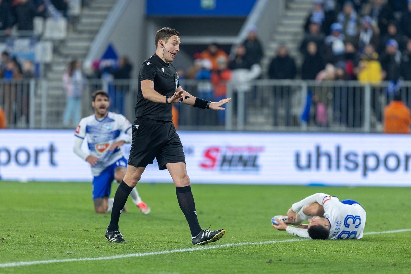 24.11.2024., stadion Opus Arena, Osijek - SuperSport HNL, 14. kolo, NK Osijek - HNK Hajduk. Ante Culina. Photo: Borna Jaksic/PIXSELL