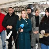 24.12.2024., Slavonski Brod - Kandidatkinja za predsjednicu Republike Hrvatske Marija Selak Raspudic odrzala je konferenciju za medije s temom iseljavanja mladih. Na konferenciji su se novinarima obratiti i mladi koji su odselili iz Republike Hrvatske, kao i oni koji su se u domovinu vratili iz inozemstva. Photo: Ivica Galovic/PIXSELL