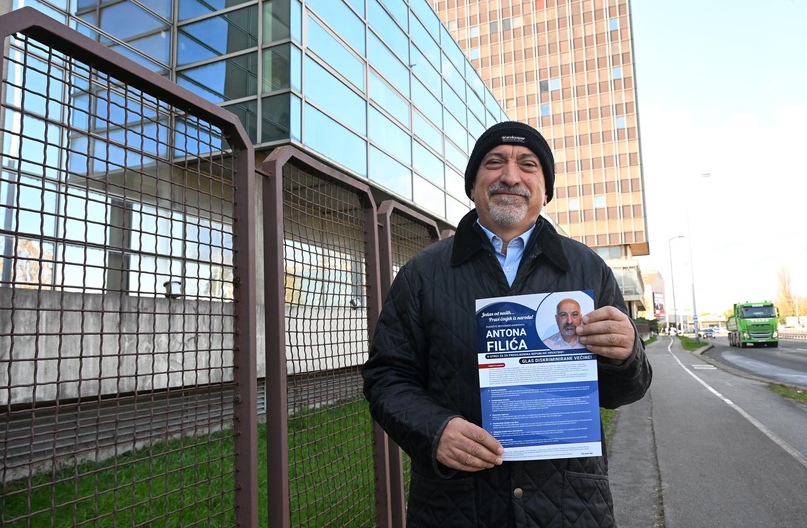 i26.11.24., Zagreb - Anton Filic povodom svoje predsjednicke kandidature odrzao je konferenciju za medije ispred zgrade Vjesnika. Photo: Davorin Visnjic/PIXSELL