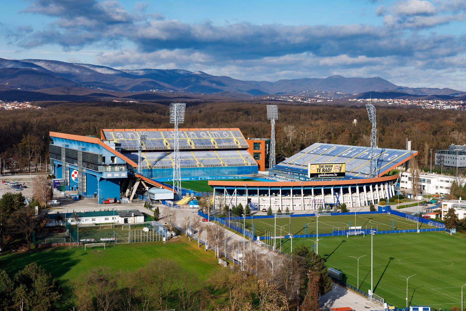 26.12.2020., Zagreb - Panorama Zagreba sa nebodera na okretistu Borongaj. Dinamov stadion. rPhoto: Tomislav Miletic/PIXSELL