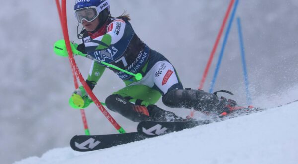 Slovenija, Kranjska gora, 07.01.2024, 07. januar 2024
 Andreja Slokar  Svetovni pokal, smuèanje , Zlata lisica ,slalom , port 
  
 
  Photo: Borut ivulovic/Bobo/F.A. BOBO