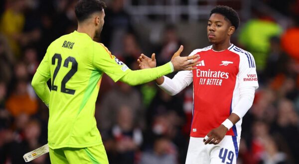 Soccer Football - Champions League - Arsenal v Paris St Germain - Emirates Stadium, London, Britain - October 1, 2024 Arsenal's David Raya and Myles Lewis-Skelly celebrate after the match REUTERS/Hannah Mckay Photo: HANNAH MCKAY/REUTERS